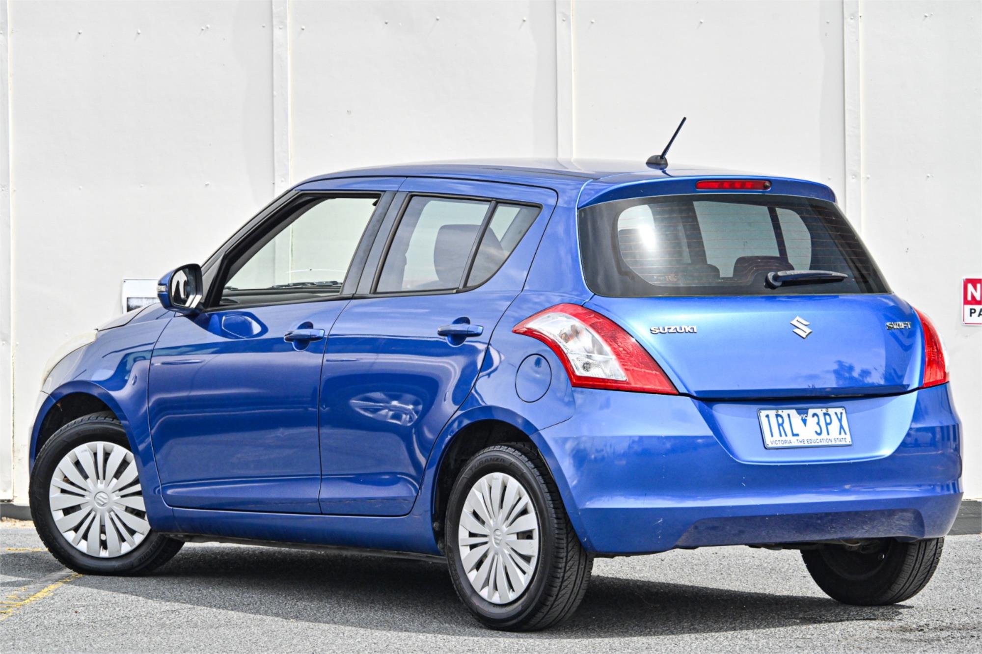 2014 SUZUKI SWIFT FZ MY13 GL 5 SP MANUAL 5D HATCHBACK