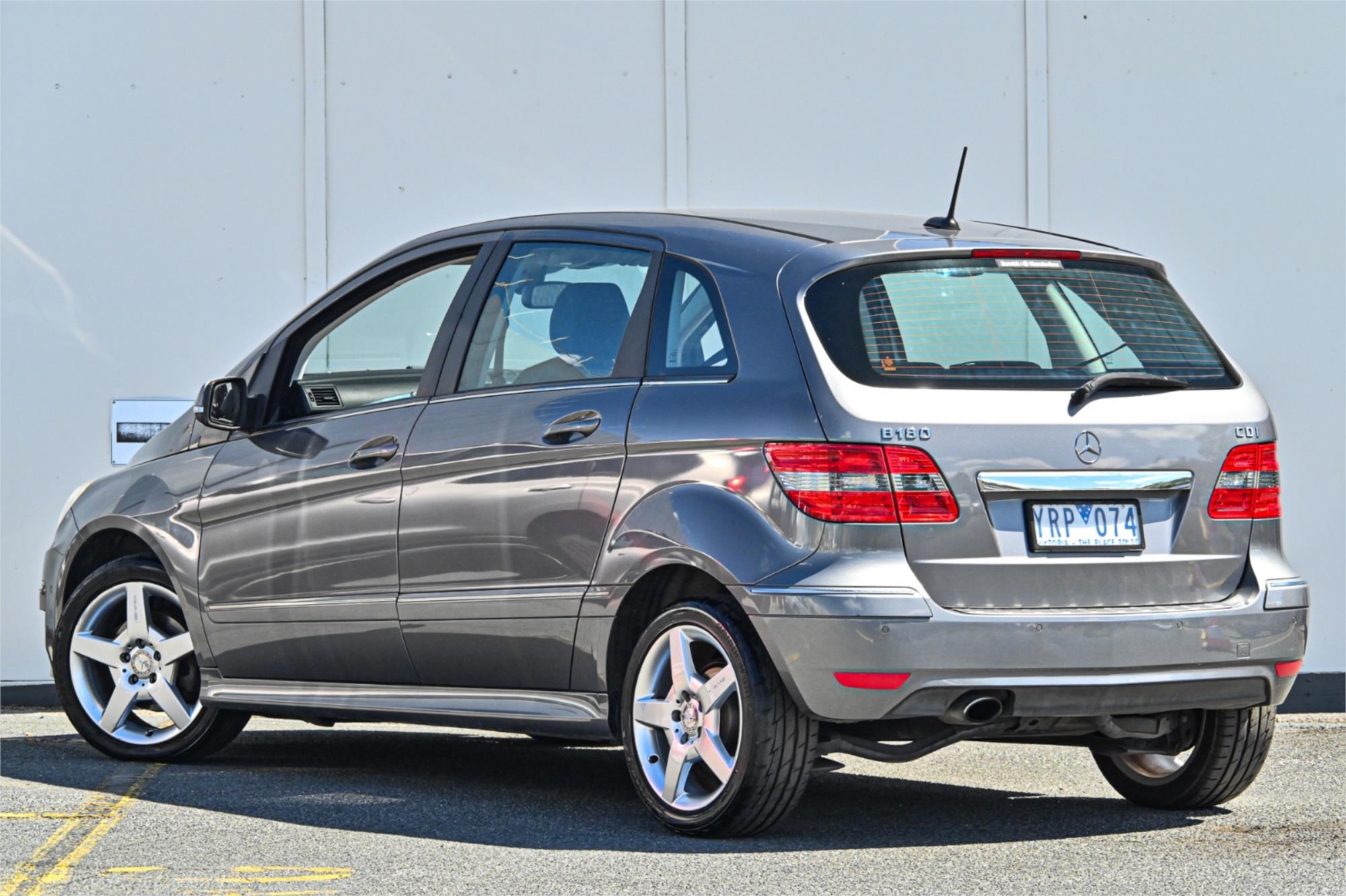 2011 MERCEDES-BENZ B180 245 MY10 CDI CONTINUOUS VARIABLE 5D HATCHBACK