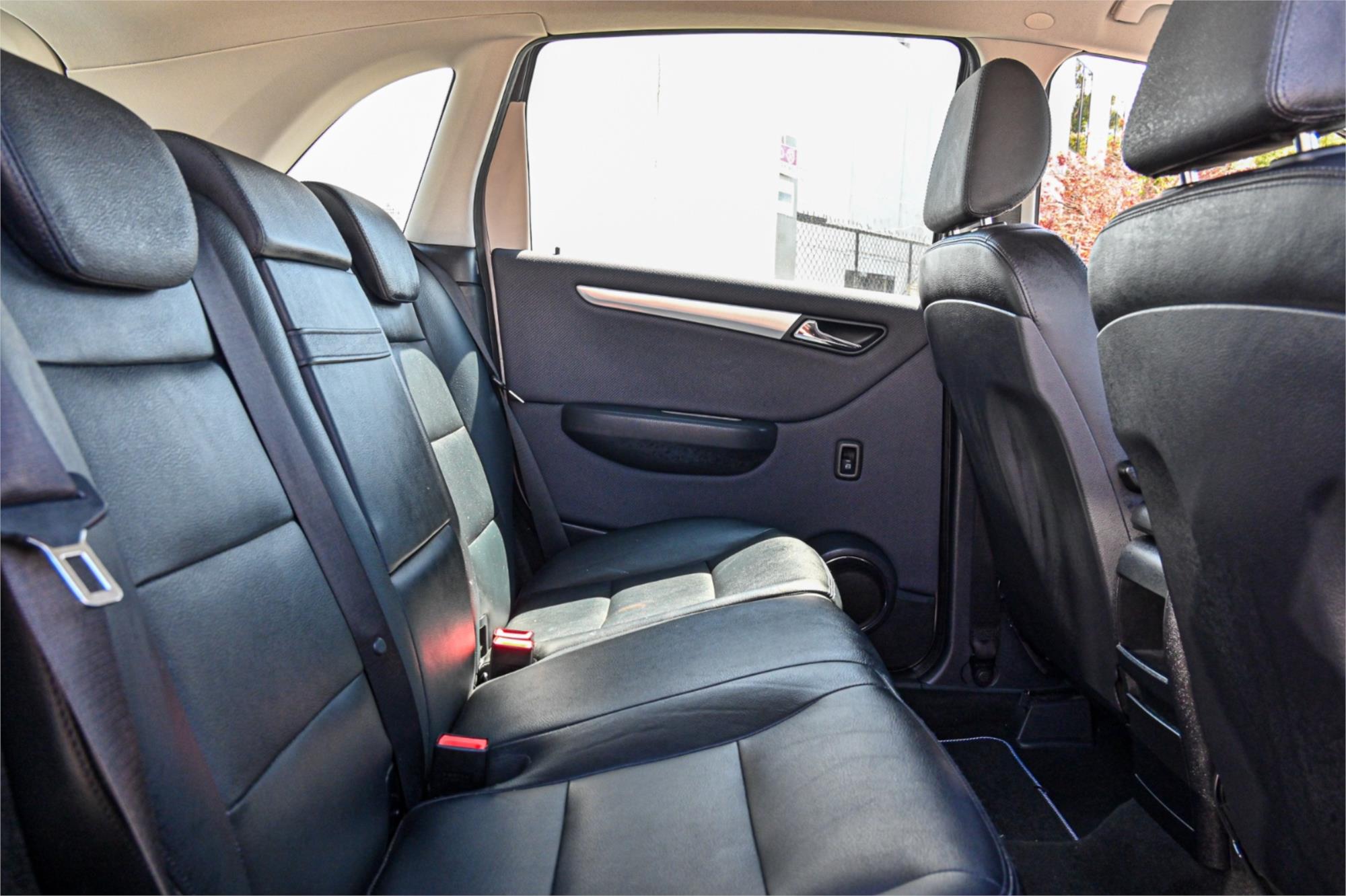 2011 MERCEDES-BENZ B180 245 MY10 CDI CONTINUOUS VARIABLE 5D HATCHBACK