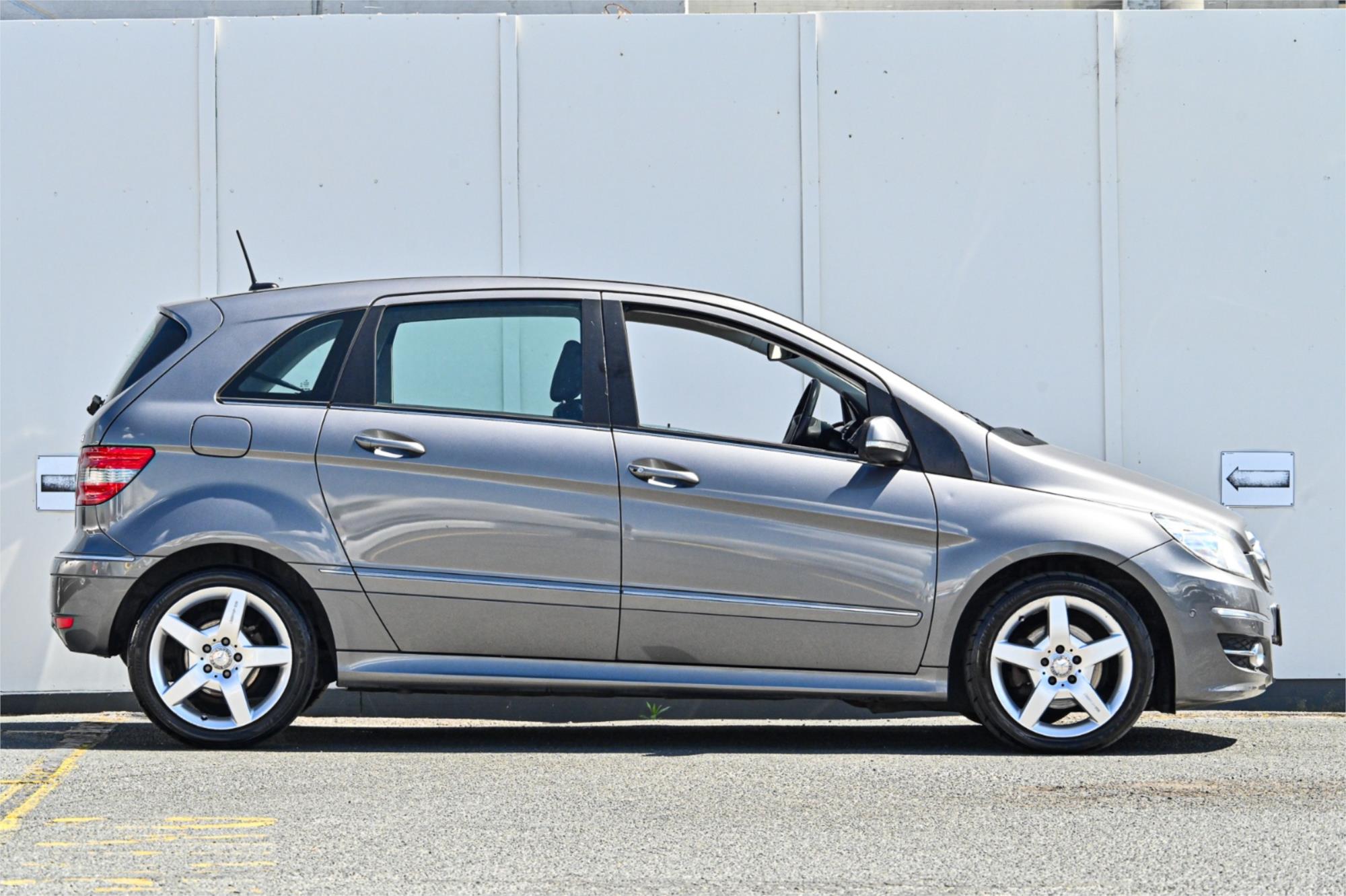 2011 MERCEDES-BENZ B180 245 MY10 CDI CONTINUOUS VARIABLE 5D HATCHBACK
