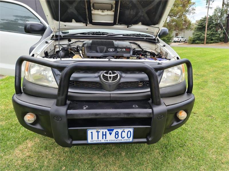 2007 TOYOTA HILUX KUN26R SR MANUAL CAB CHASSIS