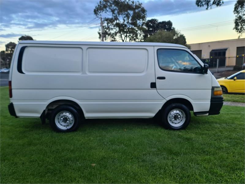 2001 TOYOTA HIACE RZH103R MANUAL VAN