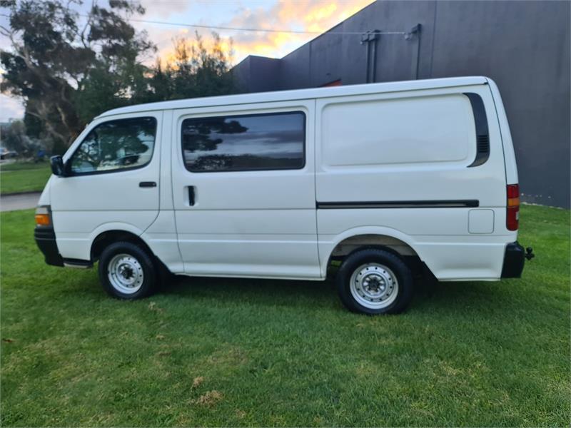 2001 TOYOTA HIACE RZH103R MANUAL VAN