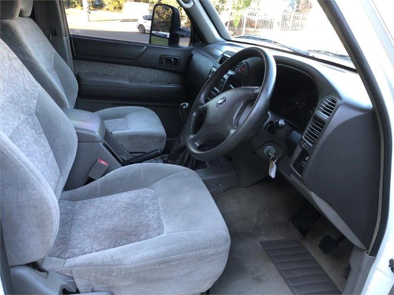 2010 NISSAN PATROL GU 6 ST 4X4 MANUAL CAB CHASSIS