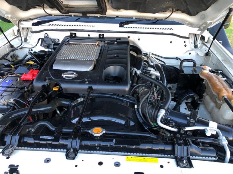 2010 NISSAN PATROL GU 6 ST 4X4 MANUAL CAB CHASSIS