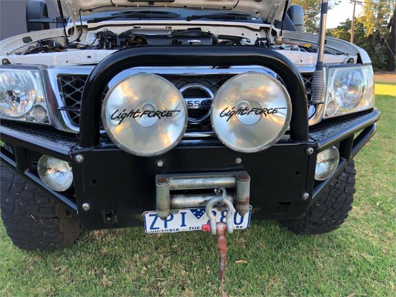 2010 NISSAN PATROL GU 6 ST 4X4 MANUAL CAB CHASSIS
