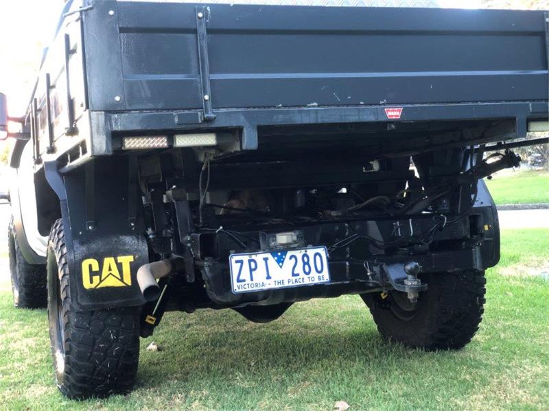 2010 NISSAN PATROL GU 6 ST 4X4 MANUAL CAB CHASSIS