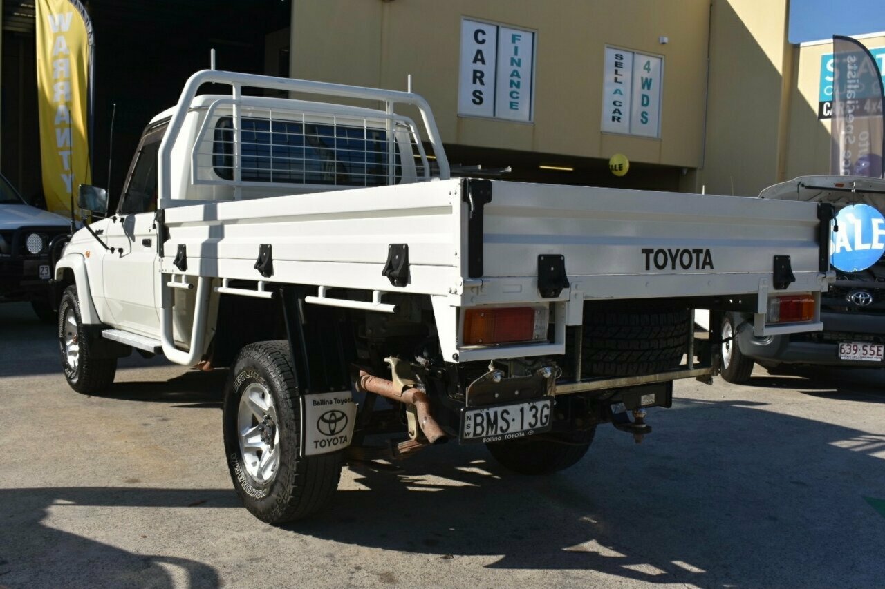 2009 TOYOTA LANDCRUISER VDJ79R GXL (4X4) 5 SP MANUAL 2D CAB CHASSIS