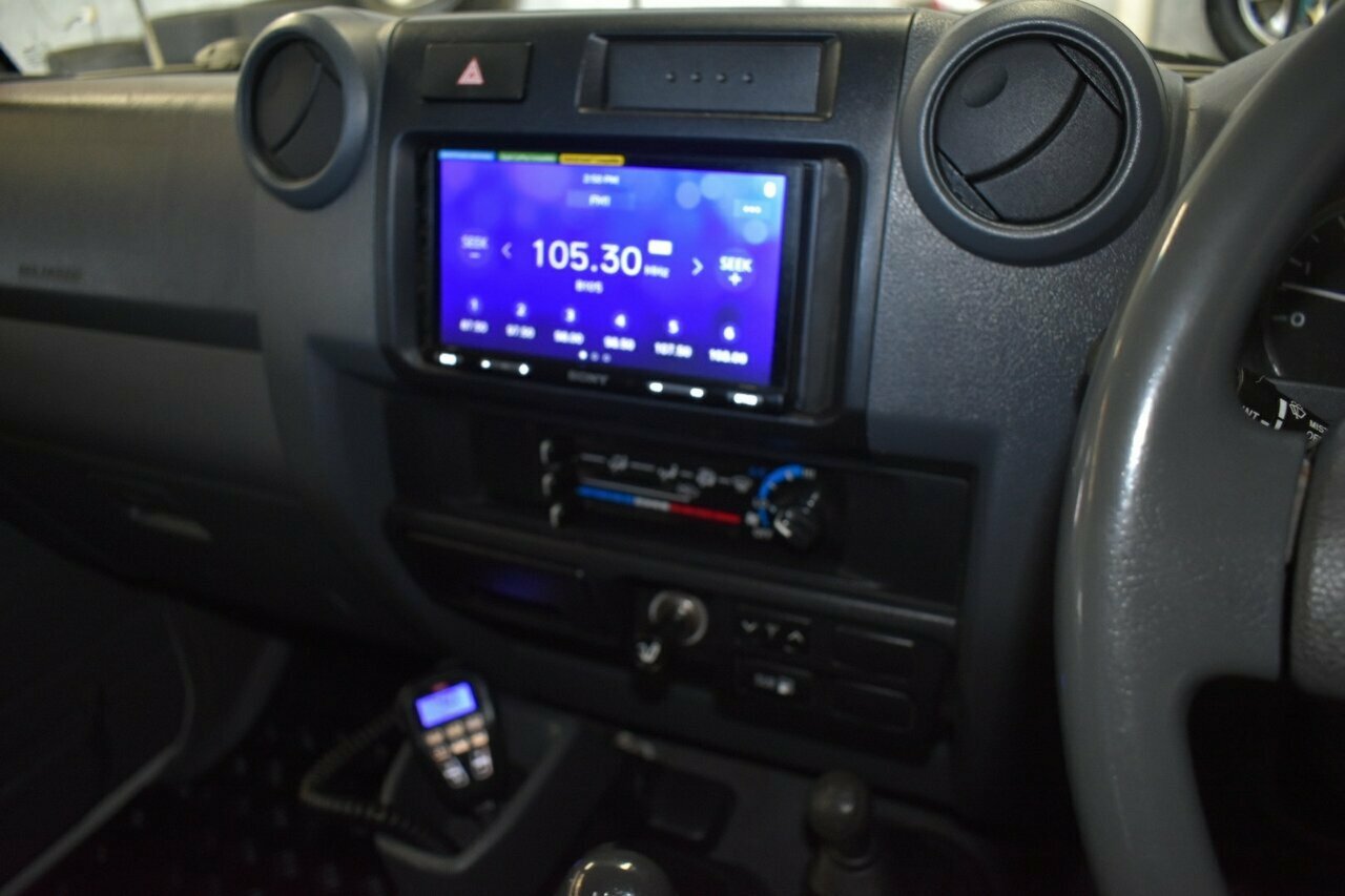 2009 TOYOTA LANDCRUISER VDJ79R GXL (4X4) 5 SP MANUAL 2D CAB CHASSIS