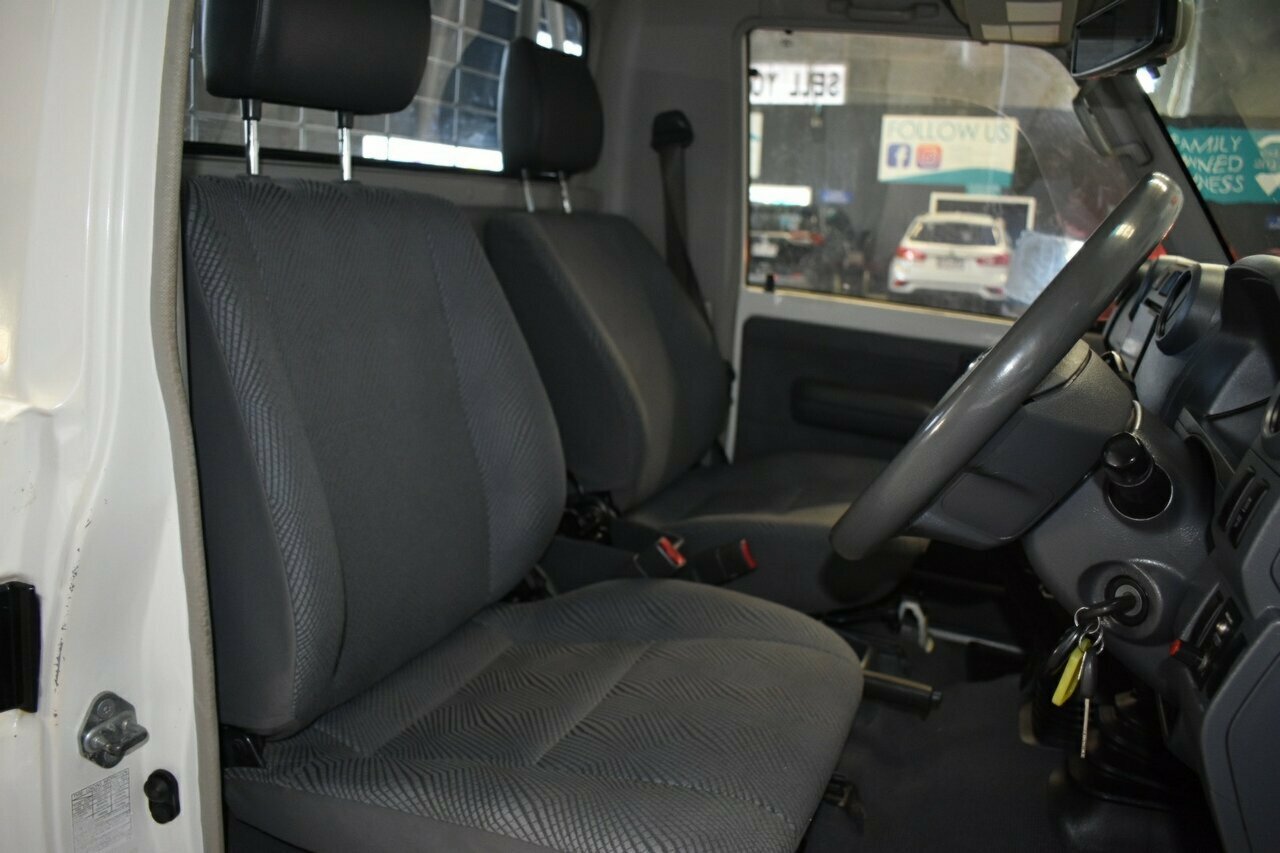 2009 TOYOTA LANDCRUISER VDJ79R GXL (4X4) 5 SP MANUAL 2D CAB CHASSIS