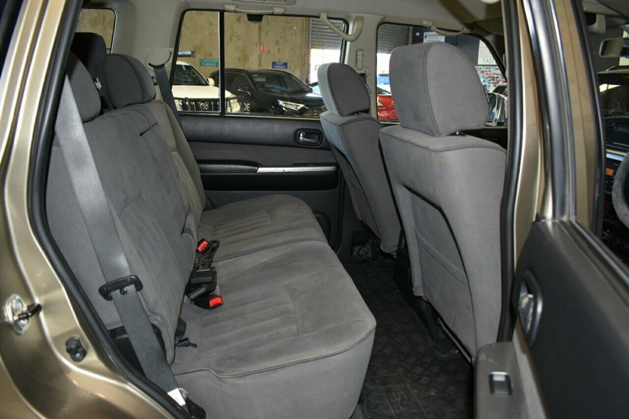 2012 NISSAN PATROL GU VIII ST (4X4) 4 SP AUTOMATIC 4D WAGON