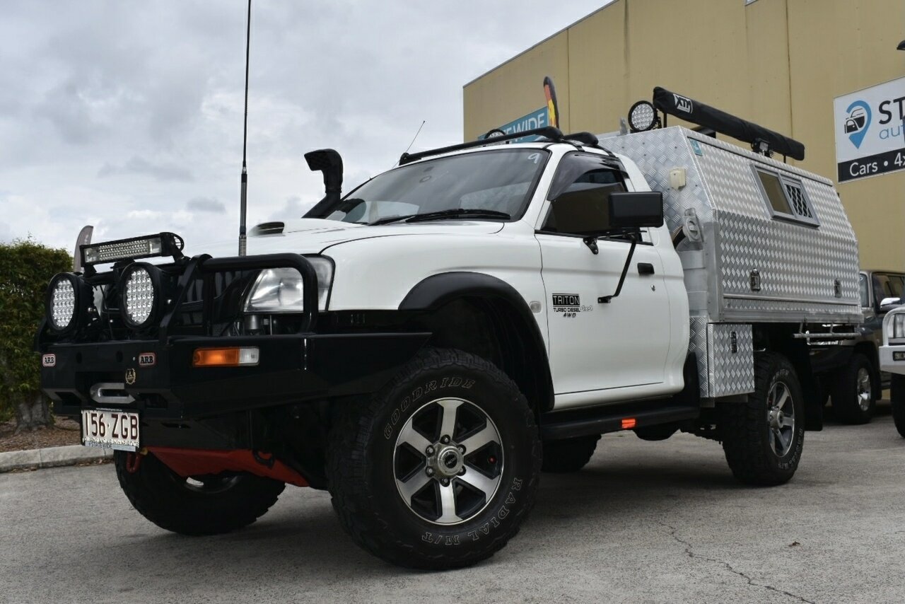 2005 MITSUBISHI TRITON MK MY05 GLX (4X4) 5 SP MANUAL 4X4 2D CAB CHASSIS