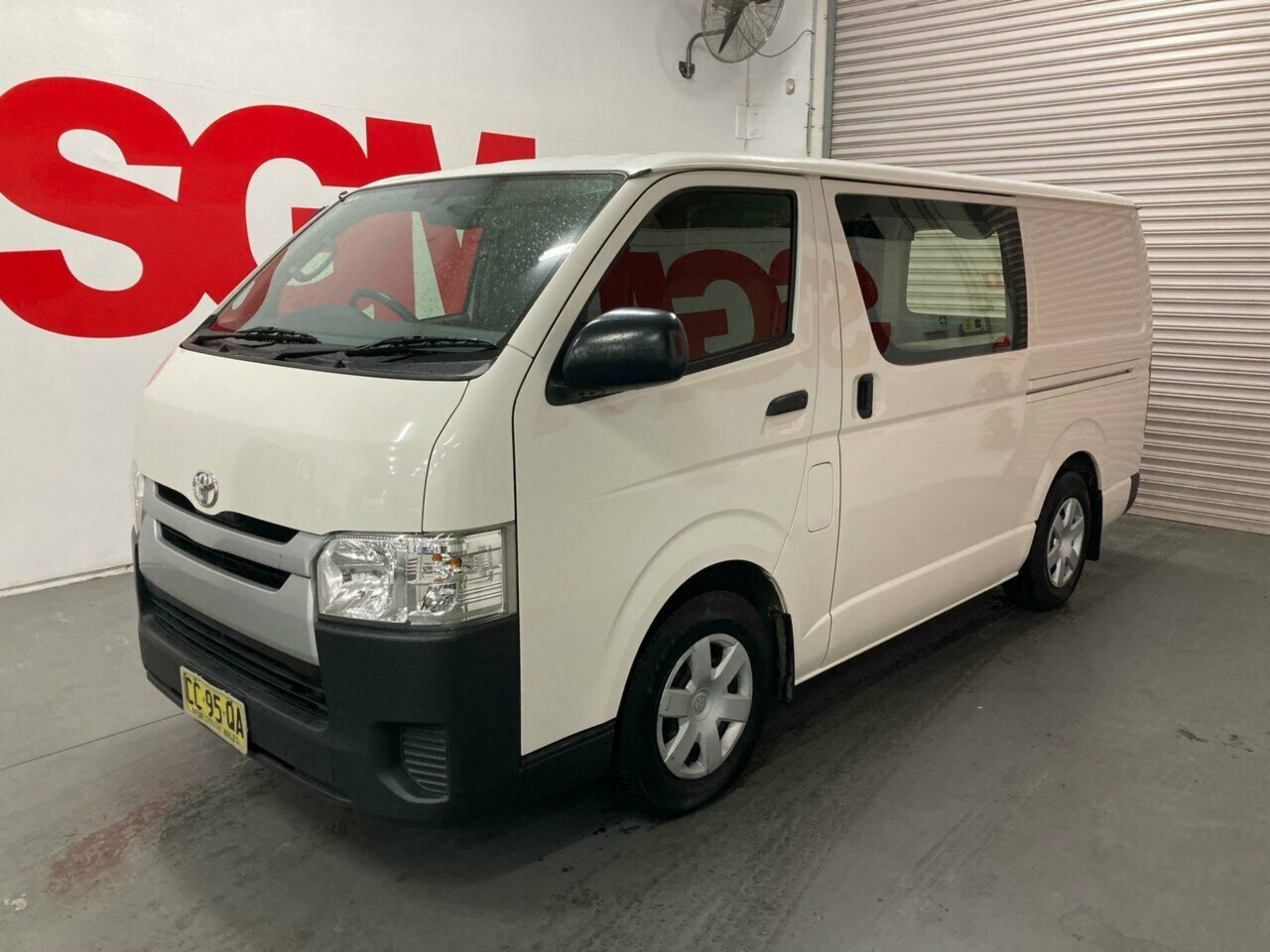 2015 TOYOTA HIACE KDH201R LWB 4DR AUTO 4SP 3.0DT VAN