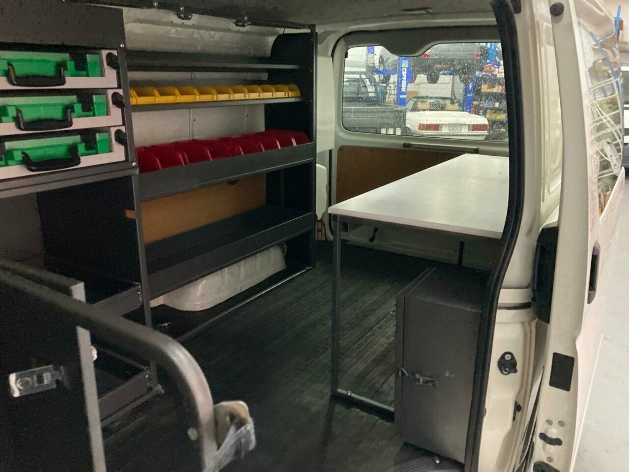 2015 TOYOTA HIACE KDH201R LWB 4DR AUTO 4SP 3.0DT VAN