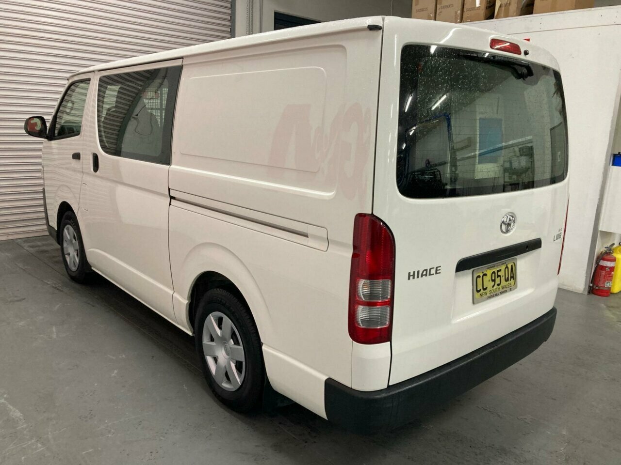 2015 TOYOTA HIACE KDH201R LWB 4DR AUTO 4SP 3.0DT VAN