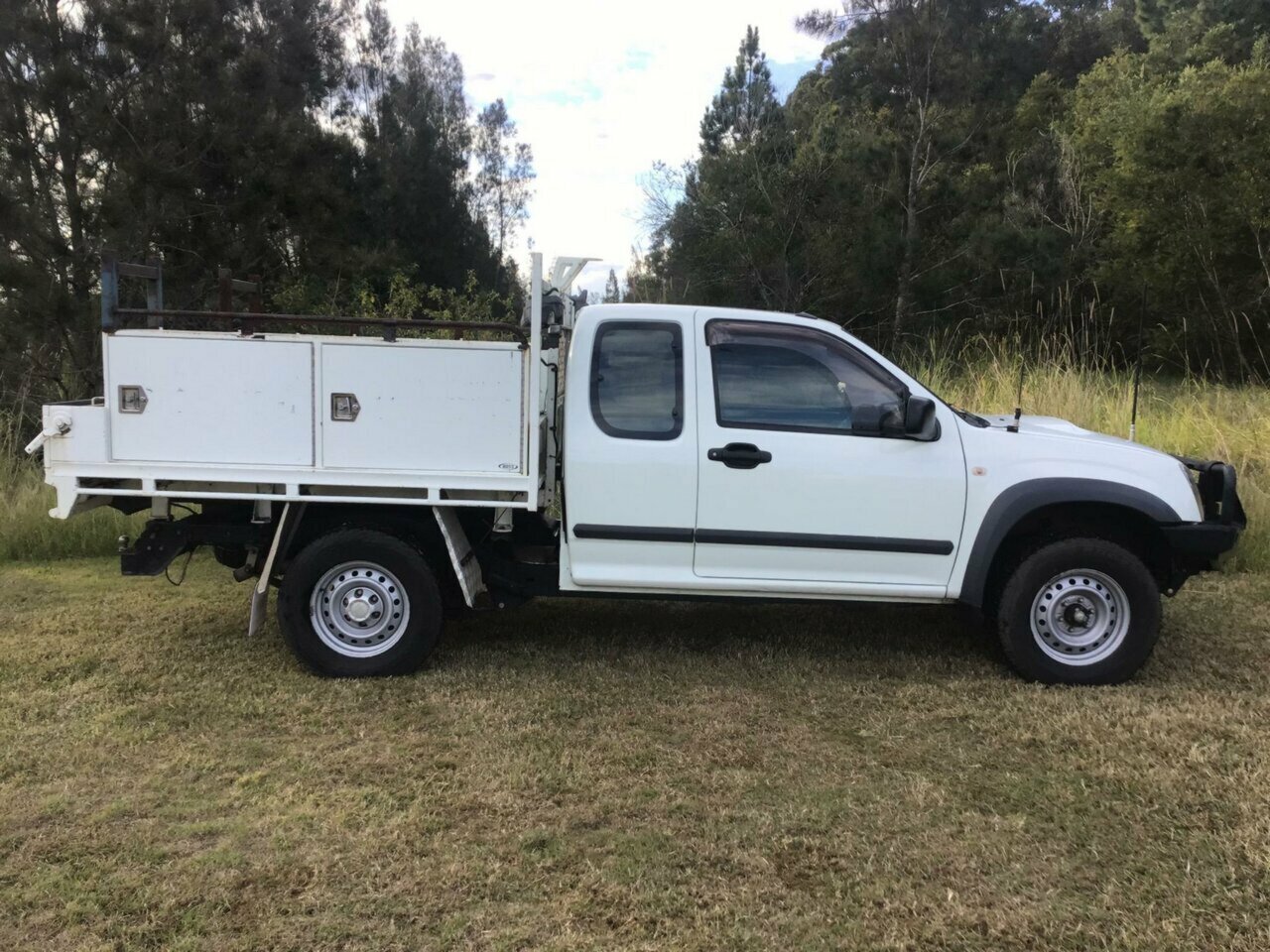 2011 ISUZU D-MAX SX CAB CHASSIS SPACE CAB 2DR MAN 5SP 4X4 3.0DT MANUAL CAB CHASSIS
