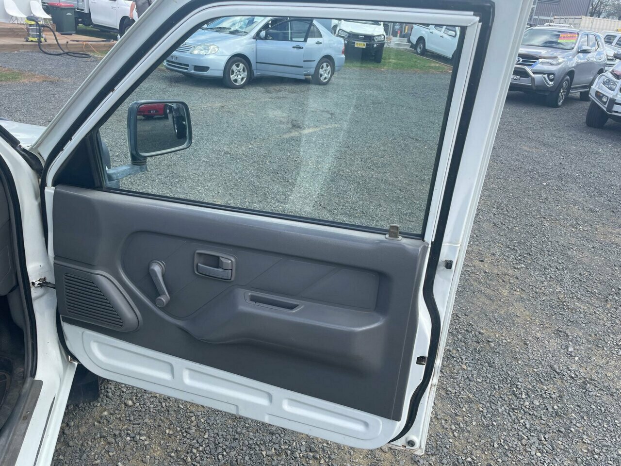 1999 HOLDEN RODEO DELUXE 2DR MAN 5SP 4X4 2.8DT CAB CHASSIS