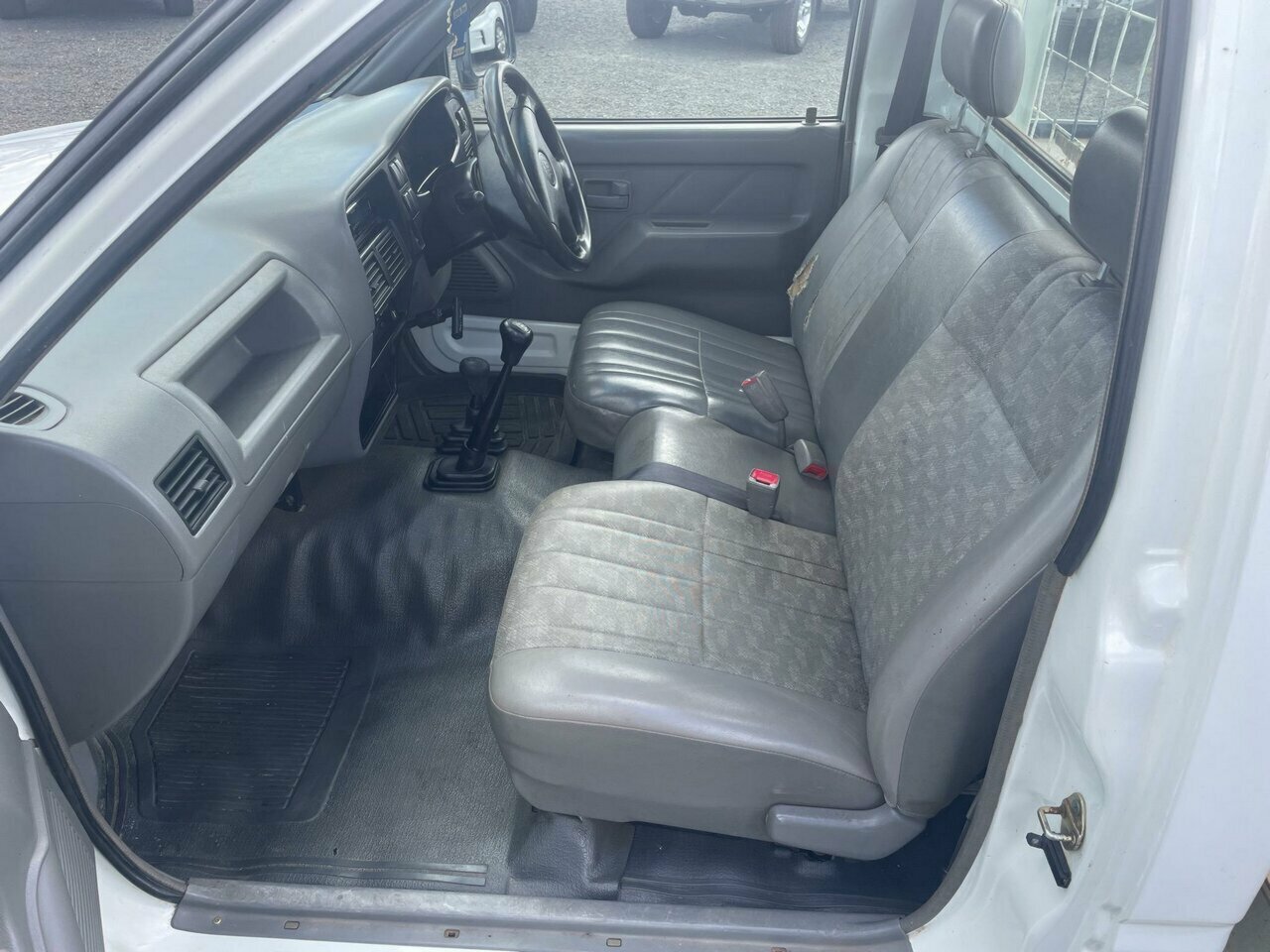 1999 HOLDEN RODEO DELUXE 2DR MAN 5SP 4X4 2.8DT CAB CHASSIS