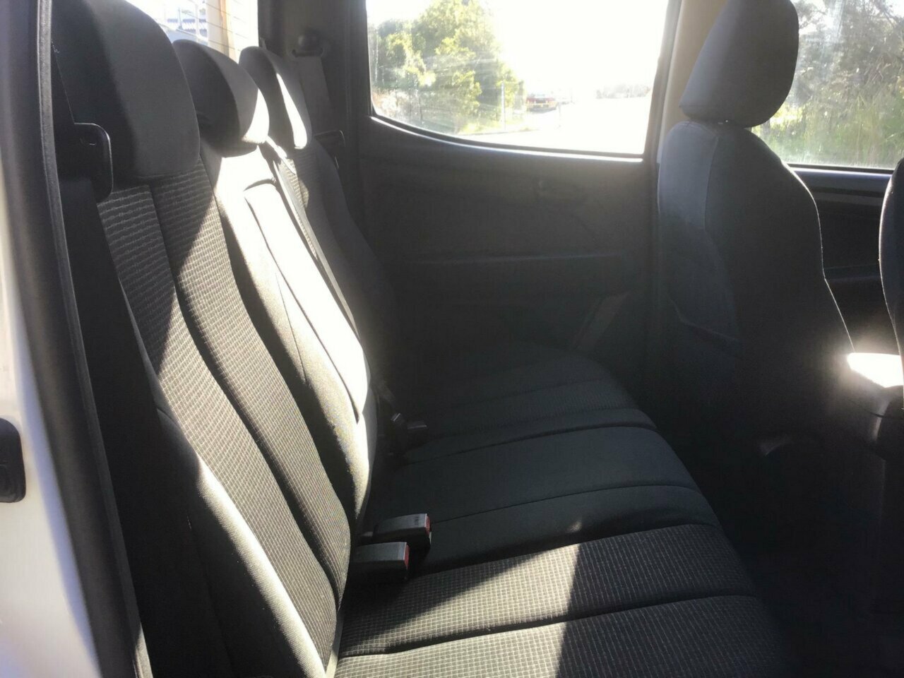 2016 ISUZU D-MAX SX 4DR MAN 5SP 4X4 3.0DT MY15 DUAL CAB
