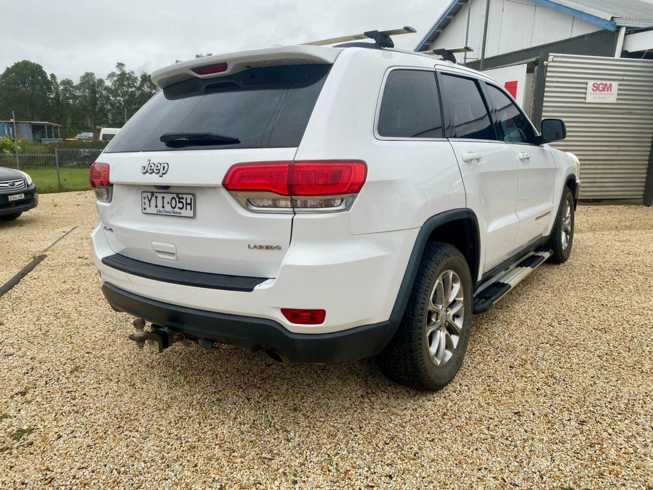 2014 JEEP GRAND CHEROKEE WK MY14 LAREDO (4x4) 8 SP AUTOMATIC 4D WAGON