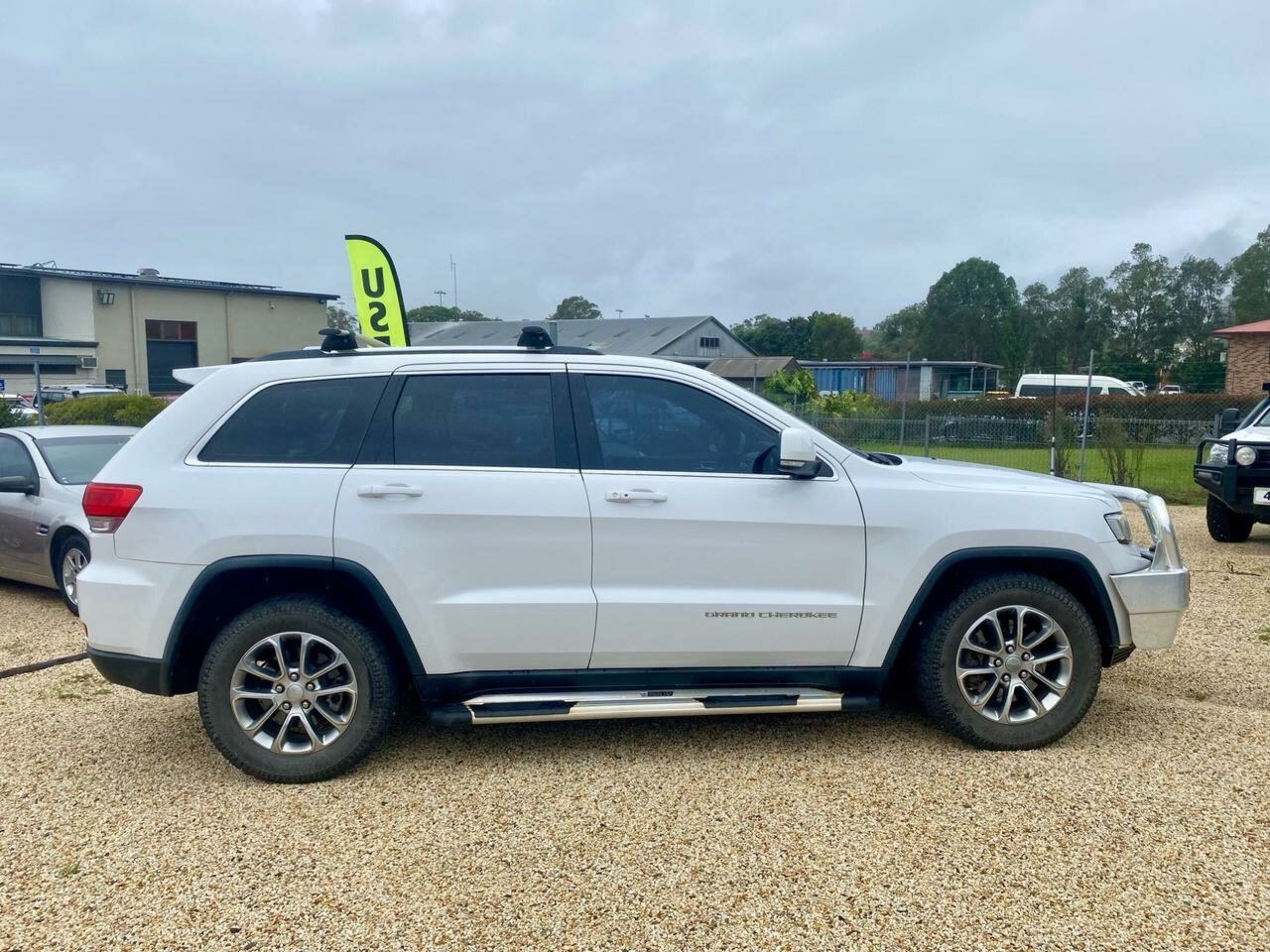 2014 JEEP GRAND CHEROKEE WK MY14 LAREDO (4x4) 8 SP AUTOMATIC 4D WAGON