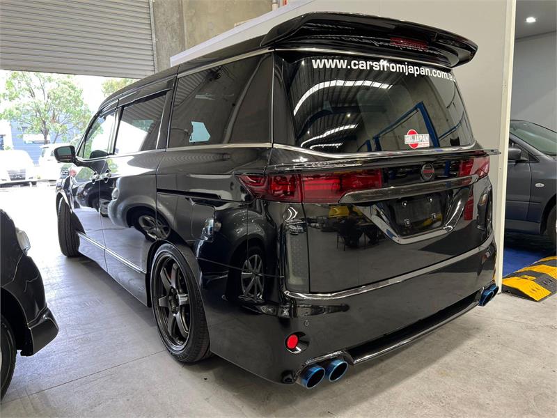 2010 NISSAN ELGRAND E52 RIDER 5 SP AUTOMATIC 4D WAGON