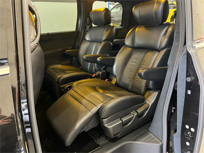 2010 NISSAN ELGRAND E52 RIDER 5 SP AUTOMATIC 4D WAGON