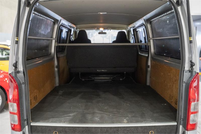 2013 TOYOTA HIACE KDH201R MY12 UPGRADE LWB 4 SP AUTOMATIC 4D VAN