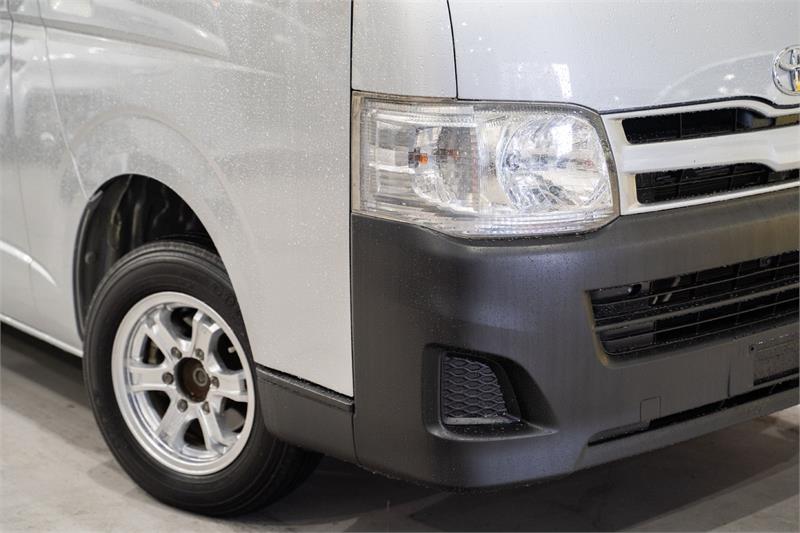 2013 TOYOTA HIACE KDH201R MY12 UPGRADE LWB 4 SP AUTOMATIC 4D VAN