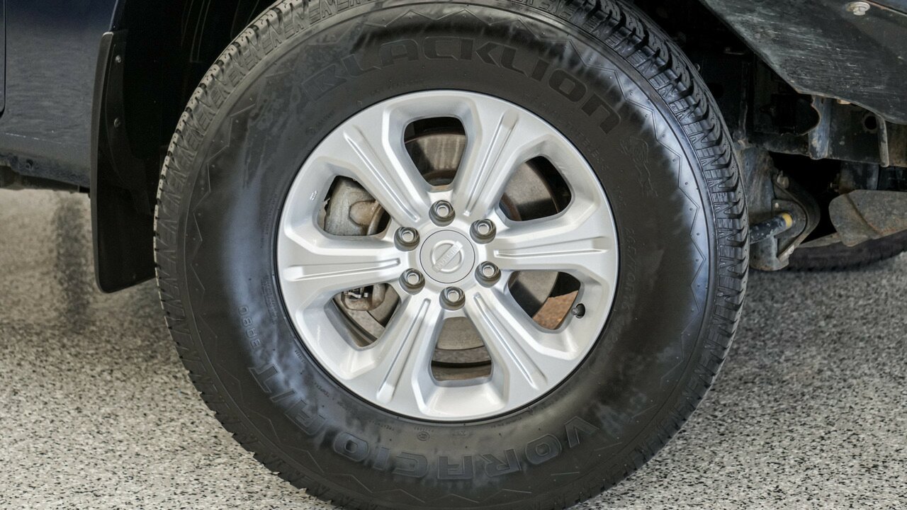 2015 NISSAN NAVARA NP300 D23 RX (4X4) 6 SP MANUAL 2D KING CAB UTILITY