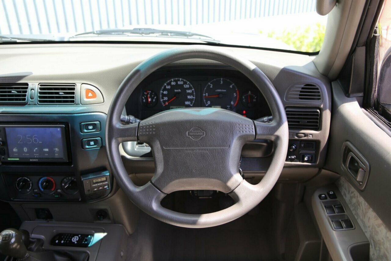 2001 NISSAN PATROL GU II ST (4x4) 5 SP MANUAL 4x4 4D WAGON