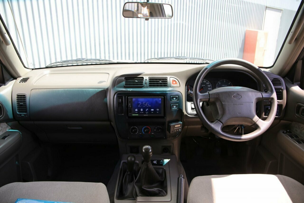 2001 NISSAN PATROL GU II ST (4x4) 5 SP MANUAL 4x4 4D WAGON