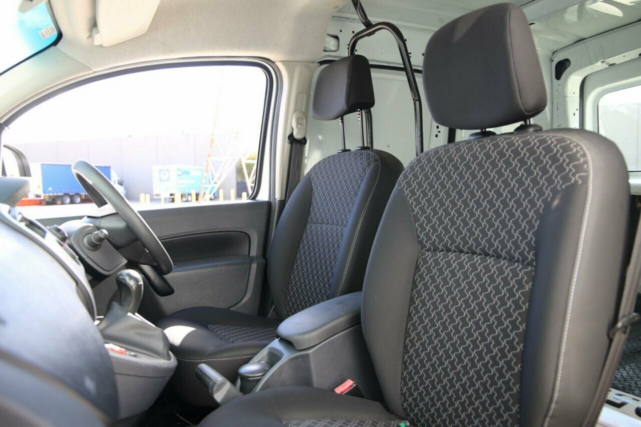 2015 RENAULT KANGOO F61 PHASE II 4 SP AUTOMATIC 5D VAN