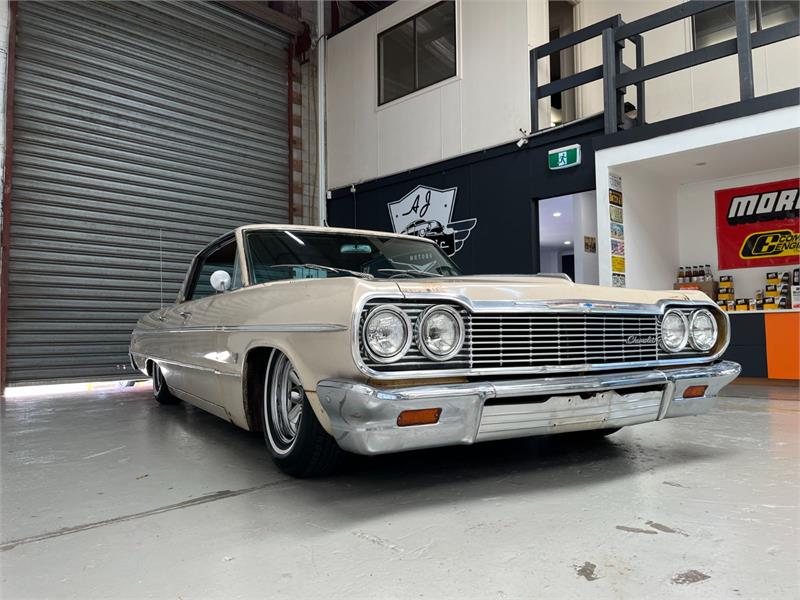 1964 CHEVROLET IMPALA 2 SP AUTOMATIC 4D HARDTOP