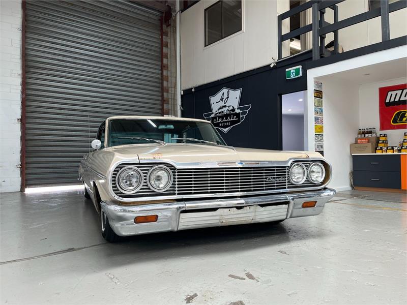 1964 CHEVROLET IMPALA 2 SP AUTOMATIC 4D HARDTOP