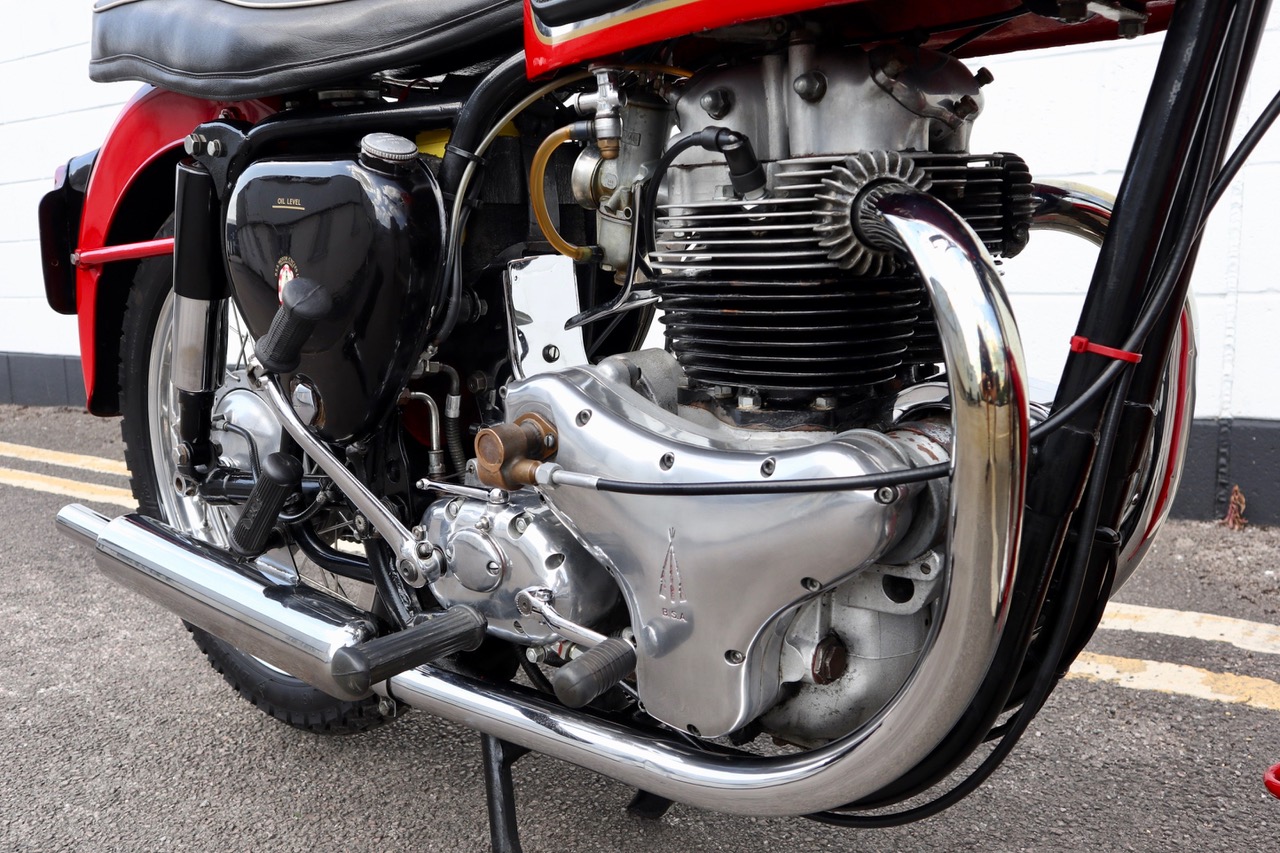 1957 BSA A10 ROAD ROCKET ROAD