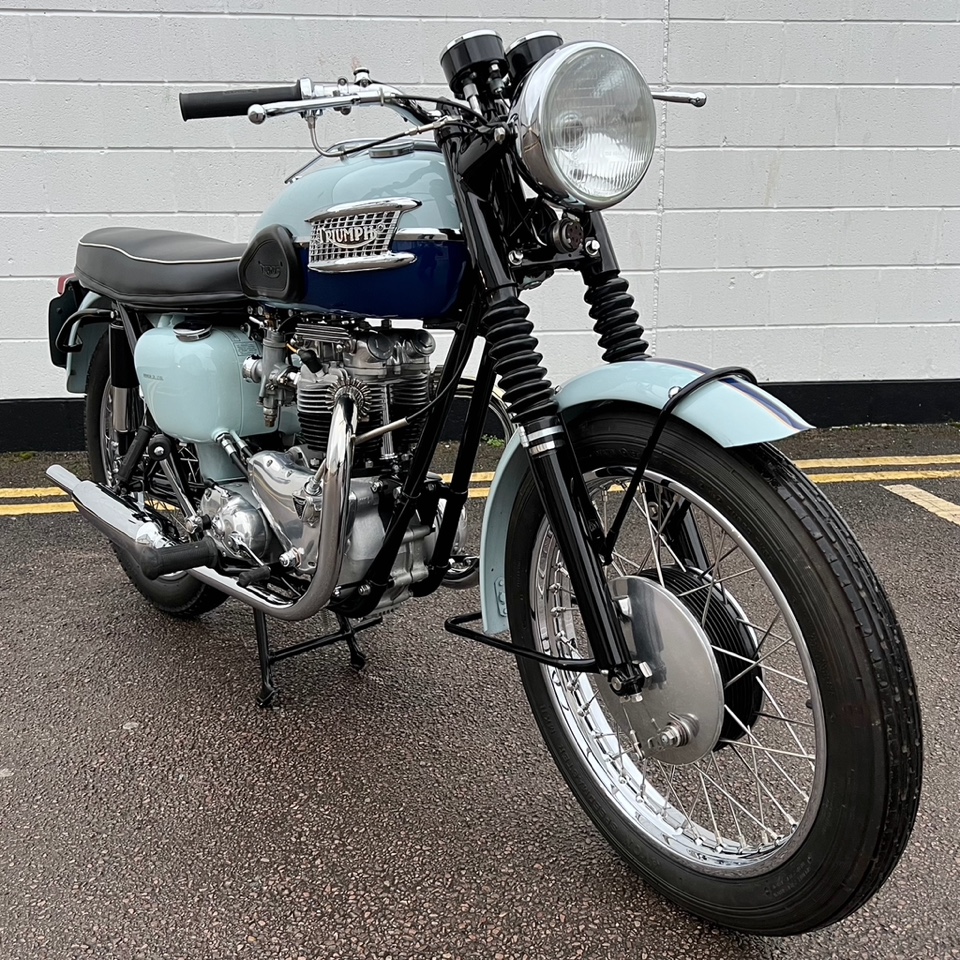 1960 TRIUMPH BONNEVILLE T120 ROAD