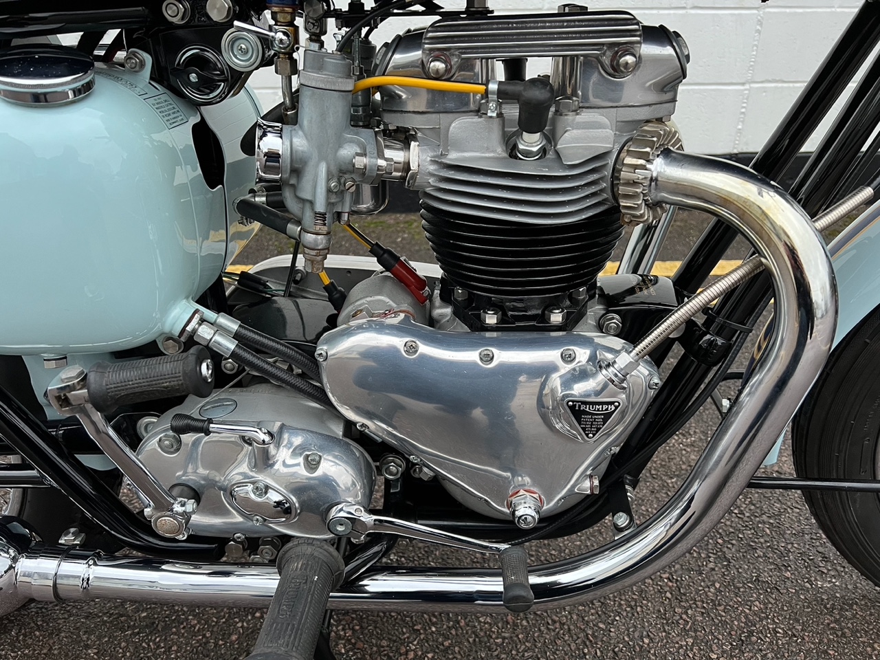 1960 TRIUMPH BONNEVILLE T120 ROAD
