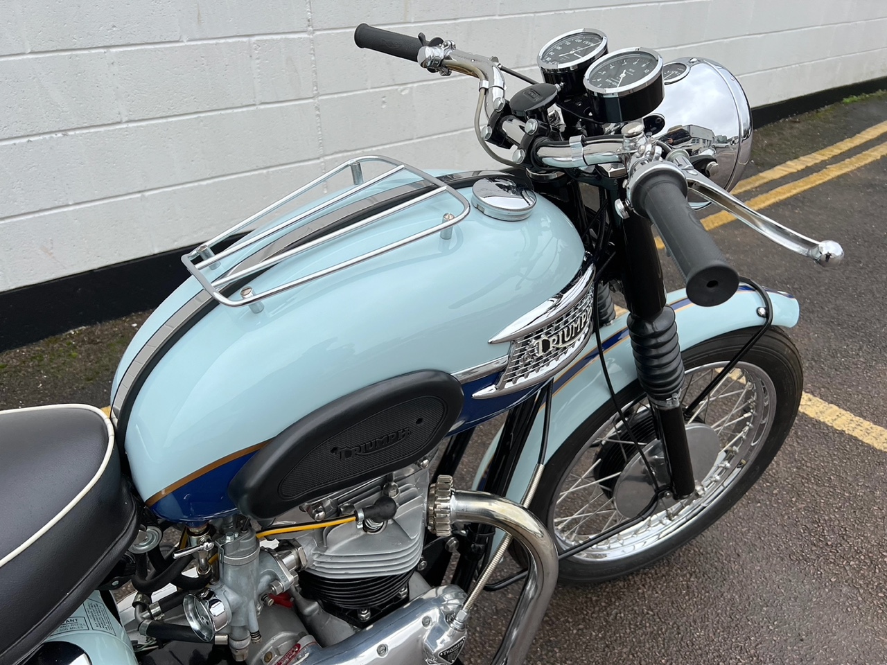 1960 TRIUMPH BONNEVILLE T120 ROAD
