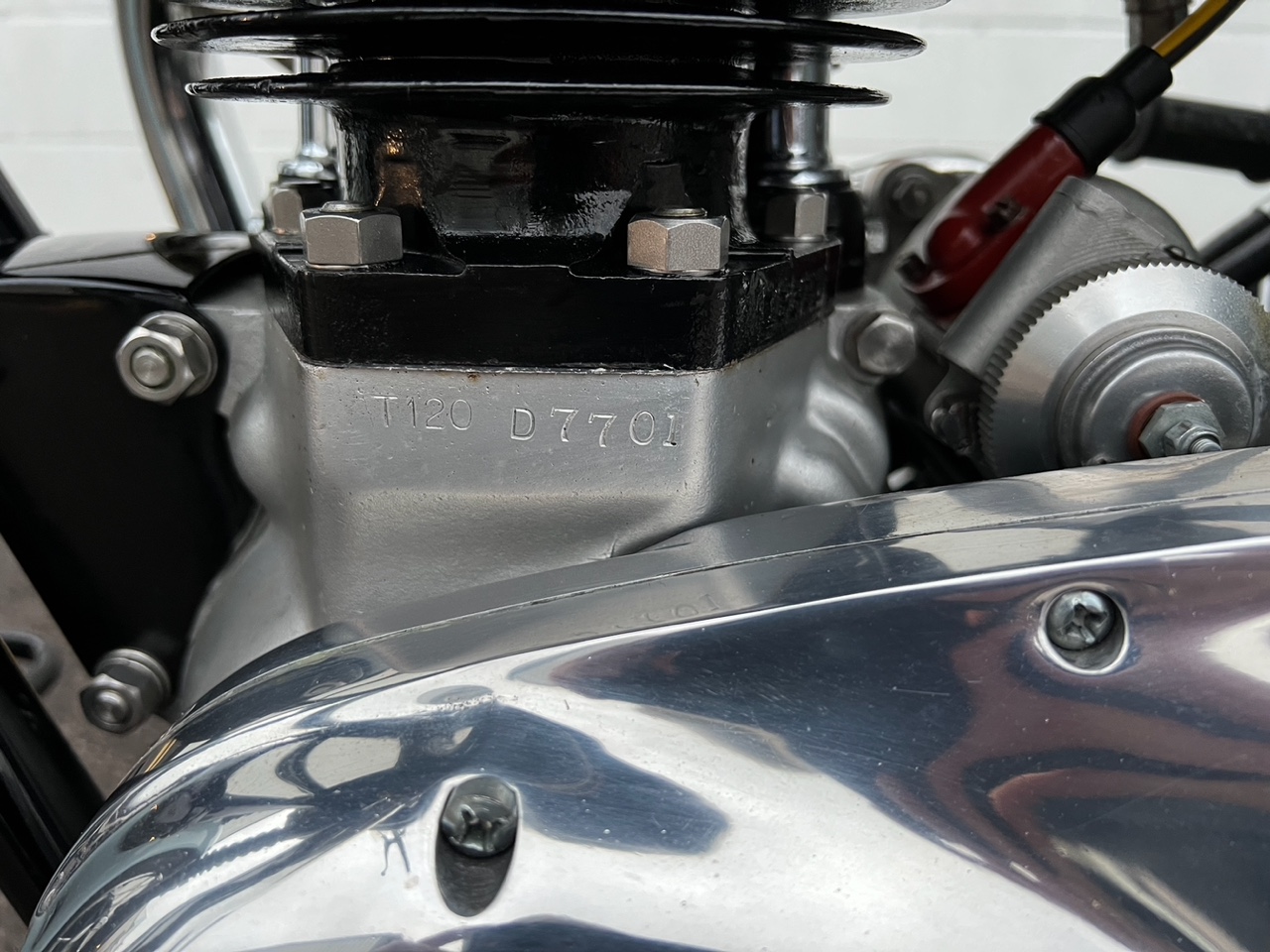 1960 TRIUMPH BONNEVILLE T120 ROAD