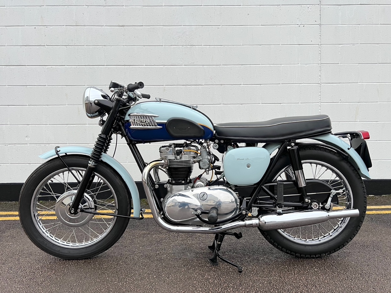 1960 TRIUMPH BONNEVILLE T120 ROAD