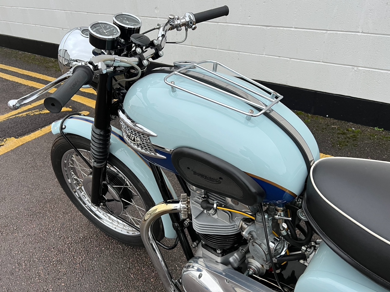 1960 TRIUMPH BONNEVILLE T120 ROAD