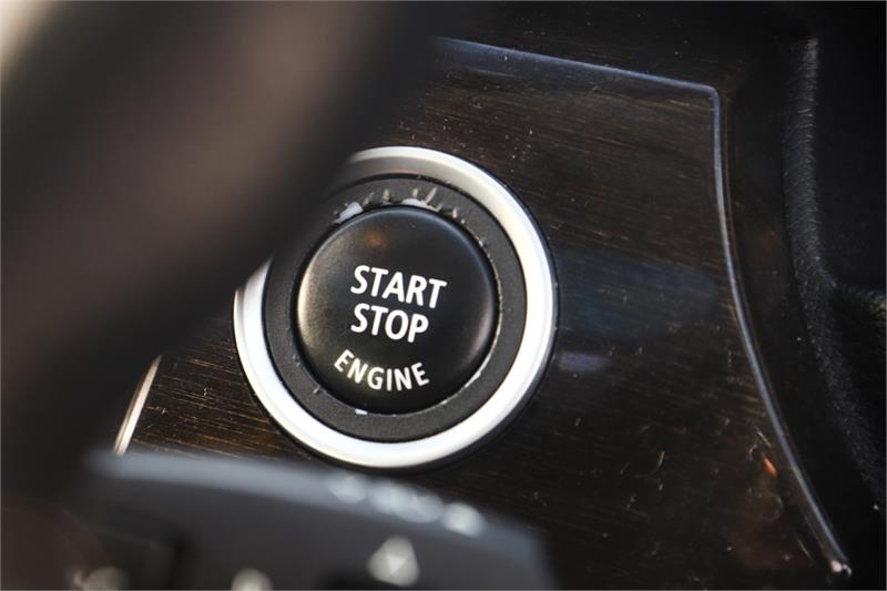 2011 BMW 3 SERIES E90 320I SPORTS AUTOMATIC SEDAN