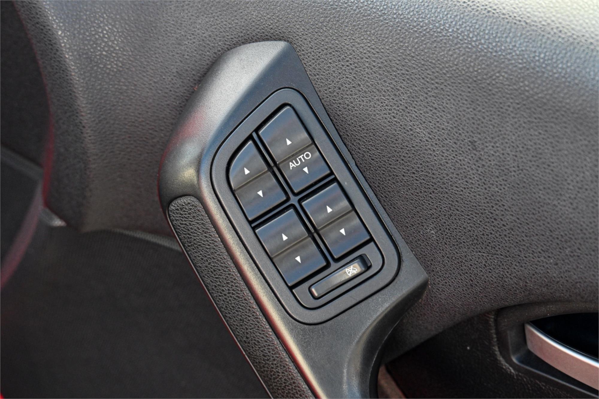 2004 FORD FALCON BA XR8 SPORTS AUTOMATIC SEDAN