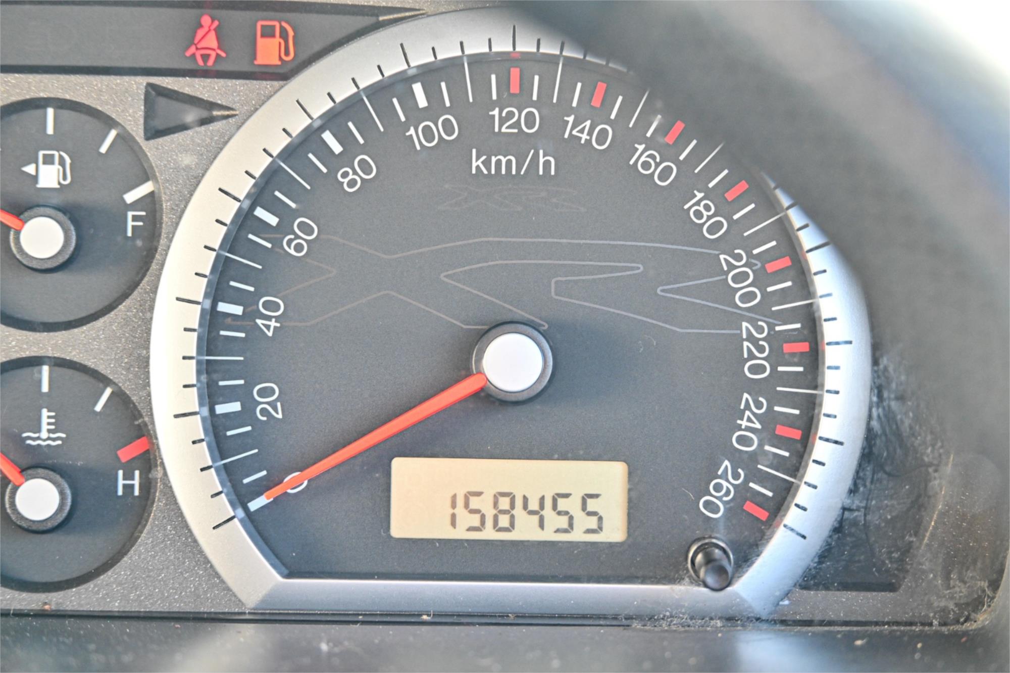 2004 FORD FALCON BA XR8 SPORTS AUTOMATIC SEDAN
