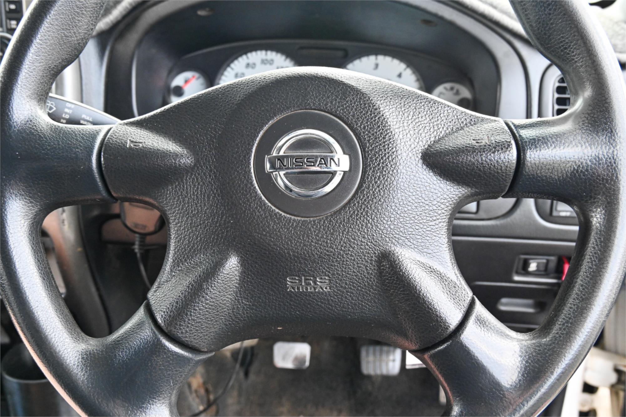 2013 NISSAN NAVARA D22 ST-R MANUAL UTILITY