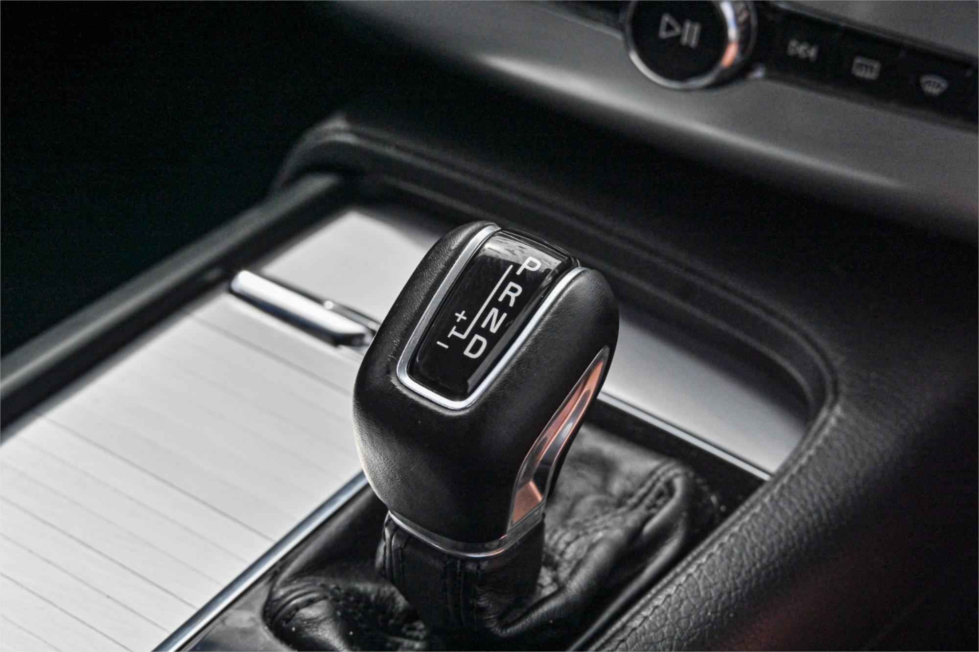 2015 VOLVO XC90 256 MY16 D5 2.0 R-DESIGN 8 SP AUTOMATIC 4D WAGON