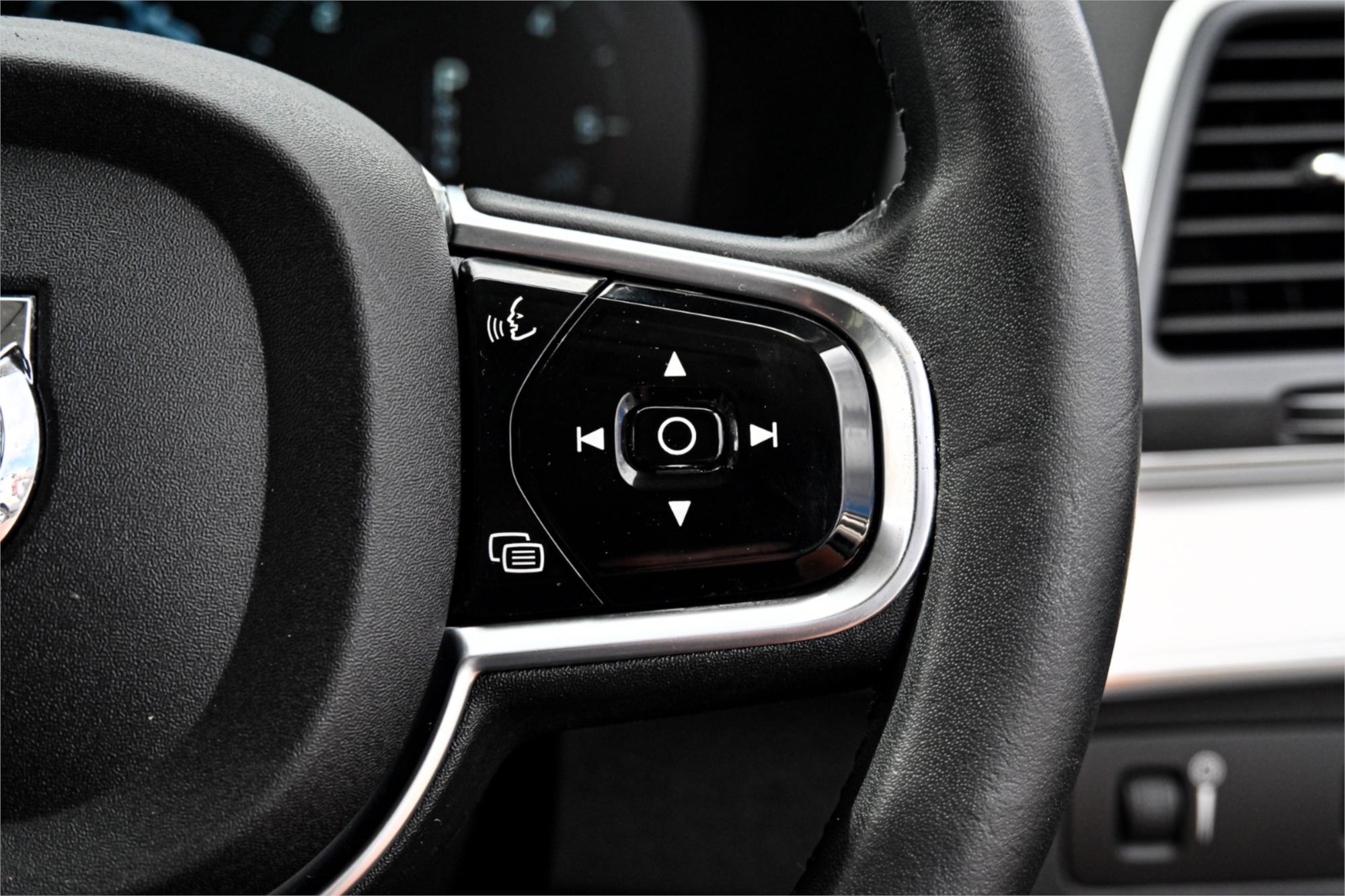 2015 VOLVO XC90 256 MY16 D5 2.0 R-DESIGN 8 SP AUTOMATIC 4D WAGON