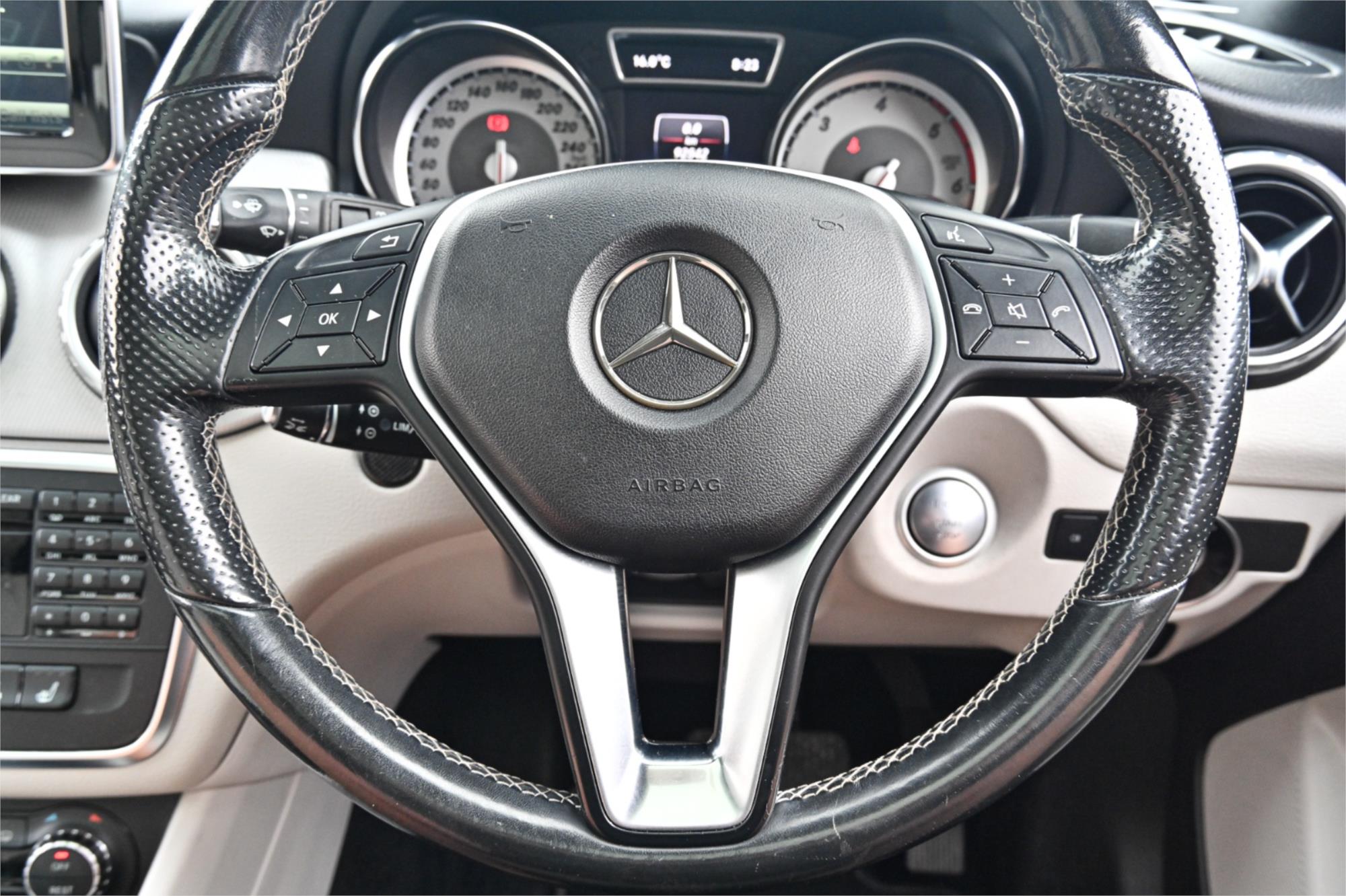 2015 MERCEDES-BENZ GLA-CLASS X156 GLA200 CDI SPORTS AUTOMATIC DUAL CLUTCH WAGON