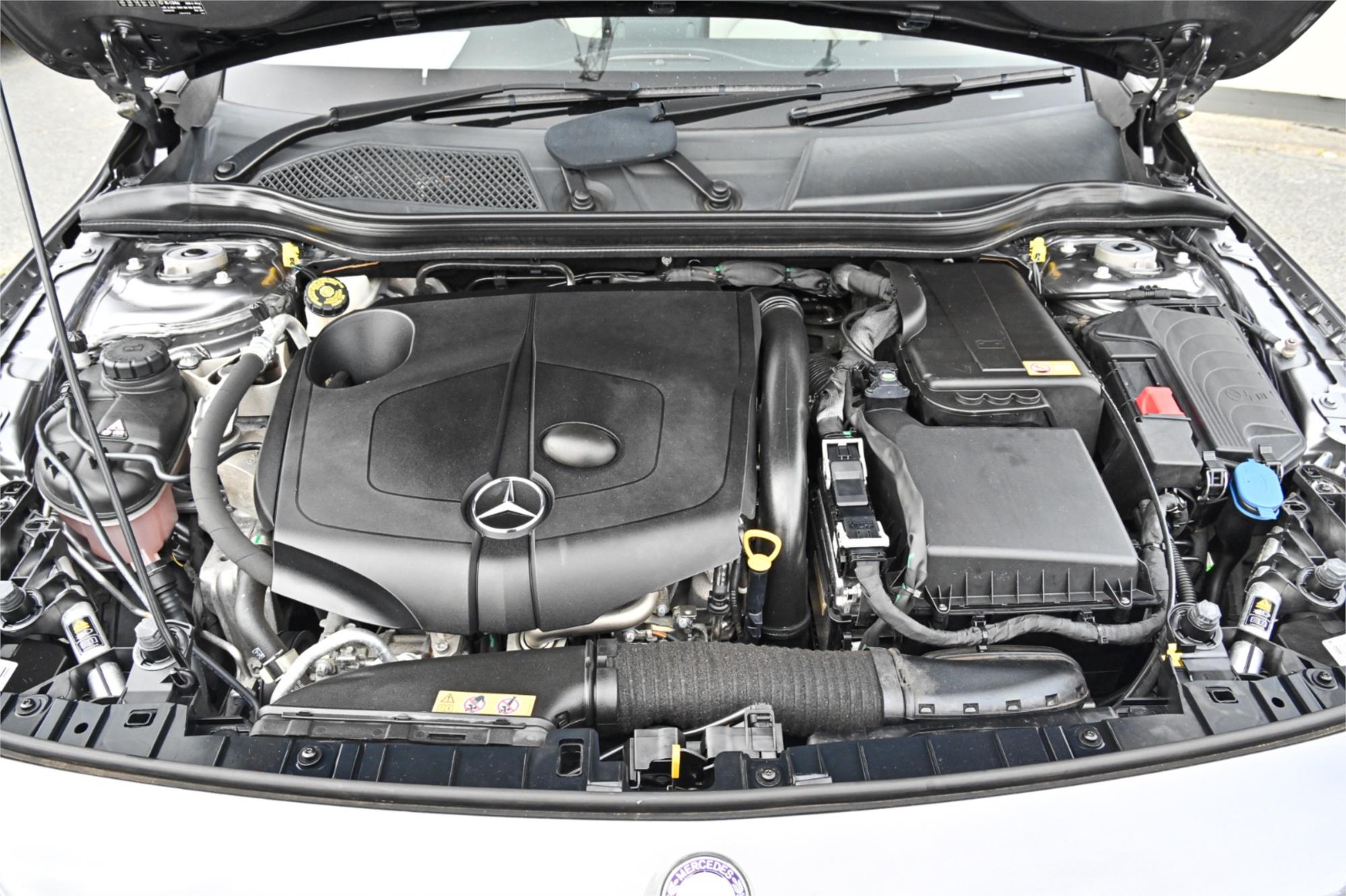 2015 MERCEDES-BENZ GLA-CLASS X156 GLA200 CDI SPORTS AUTOMATIC DUAL CLUTCH WAGON